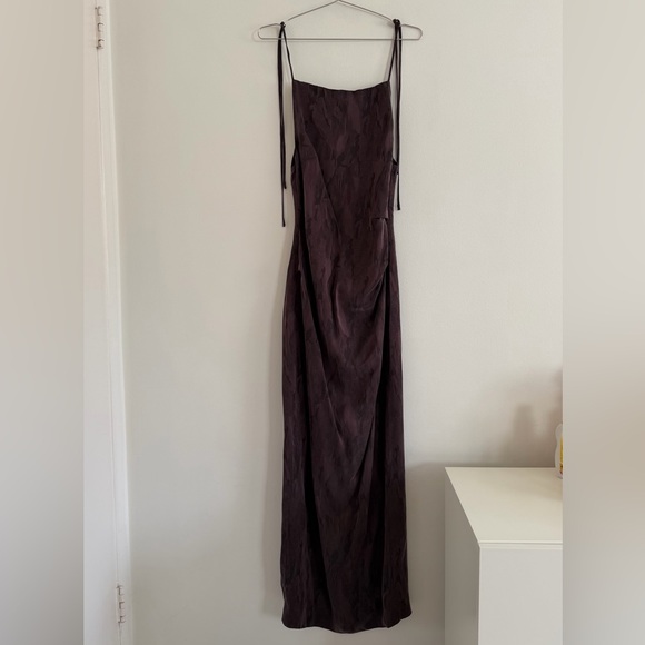 Elegant Purple Women's Dress - Picture 2 of 6